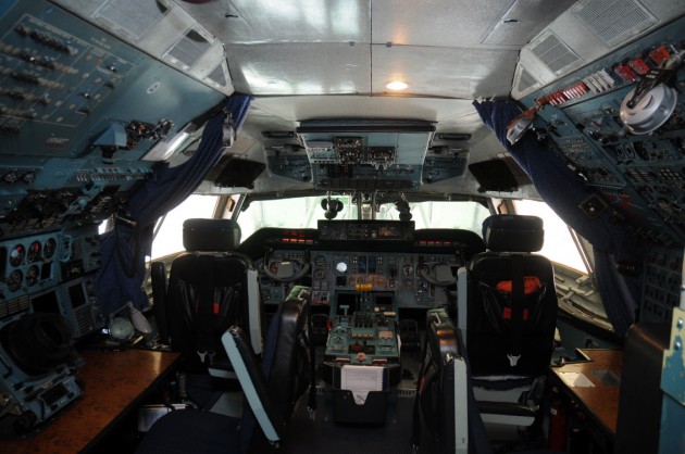 AN-124 Flightdeck